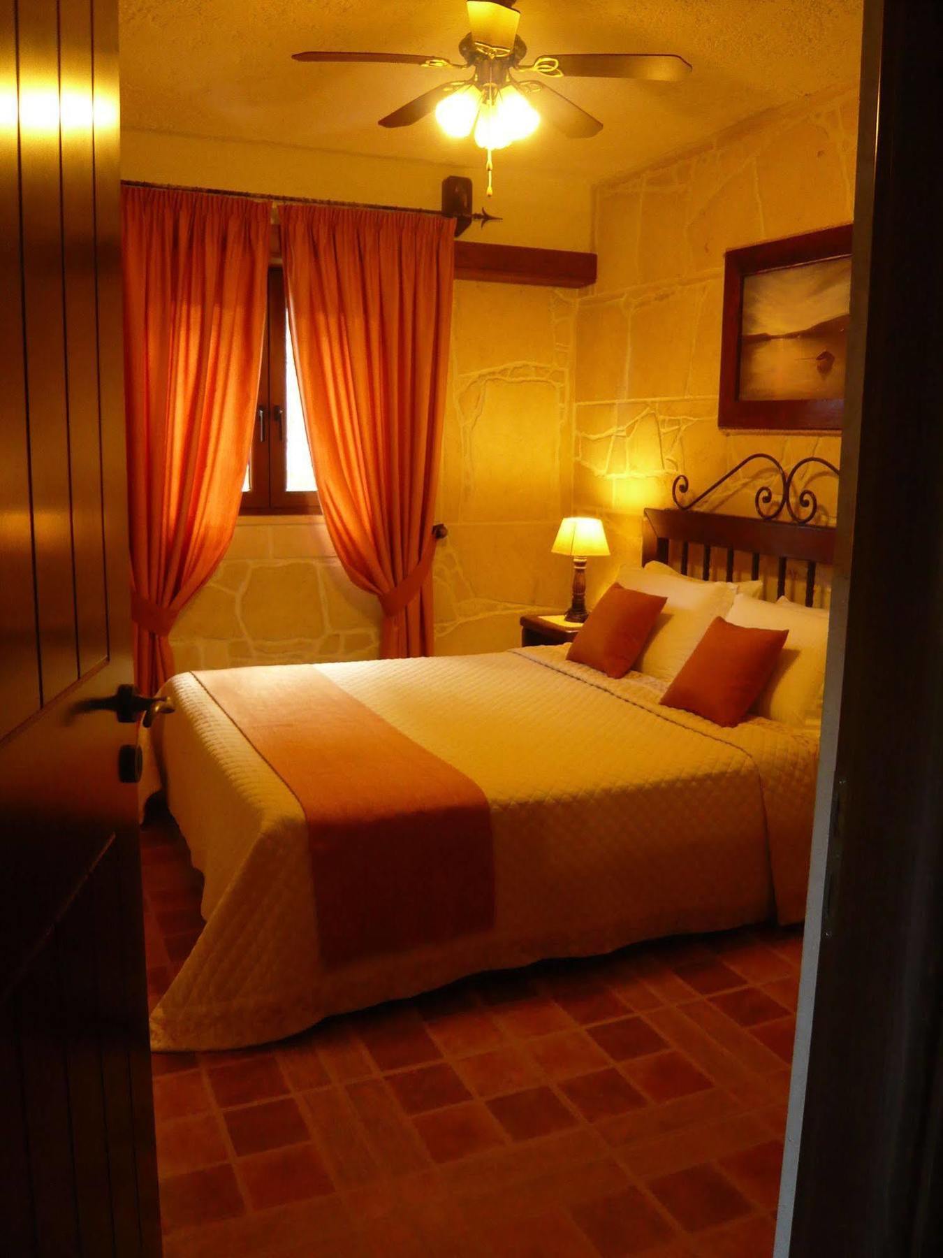 Terra Minoika Boutique Resort Káto Zákros Esterno foto